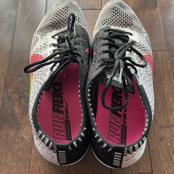 Nike Be True pride collection - Picture 3 of 5